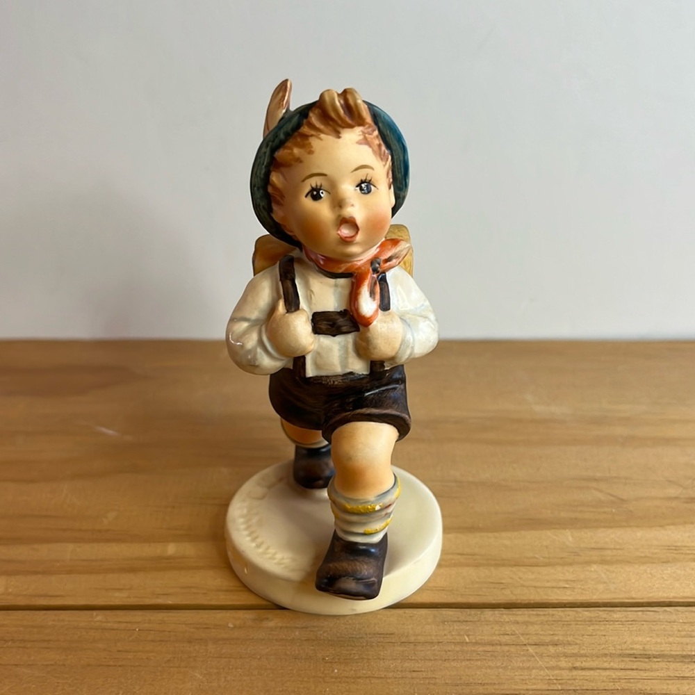 Vintage Hummel '79 TMK-6 School Boy w/ Backpack Figure 82/2/0